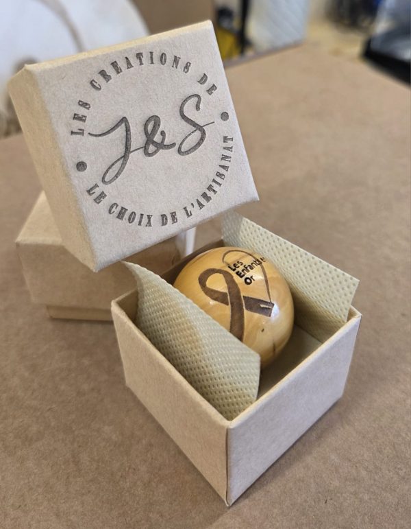 porte-clés personnalisé de couleur naturel vernis
